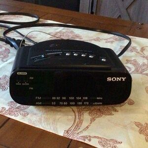 Sony Black AM/FM Radio with Alarm